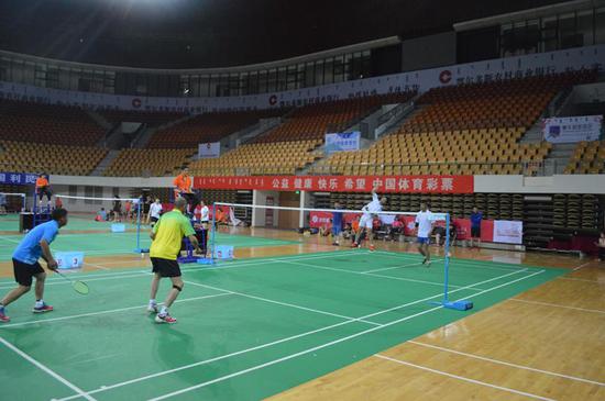 也体现了英 也体现了英