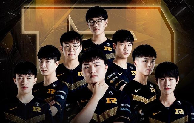 在赛场上的 在赛场上的