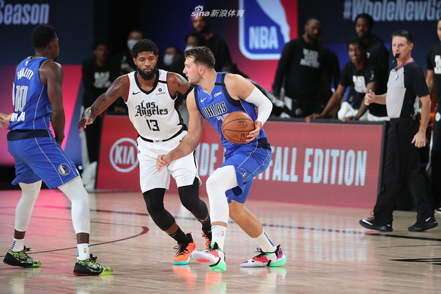 的年度总决 的年度总决